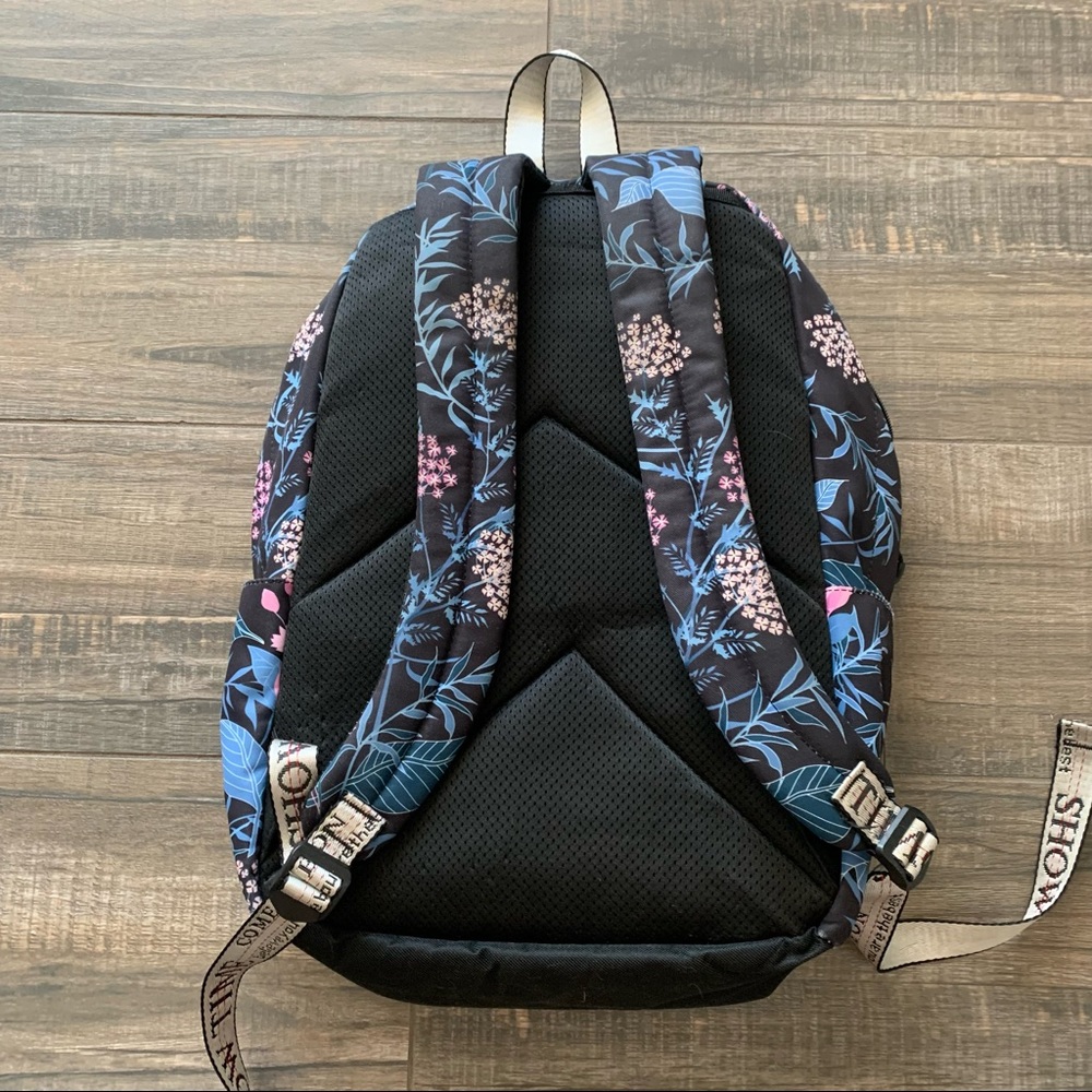 Floral Backpack - Picture 2 of 8